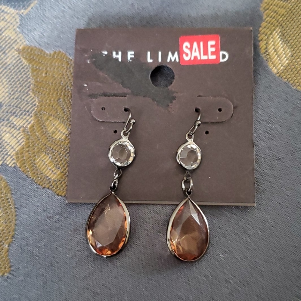 NEW Earings